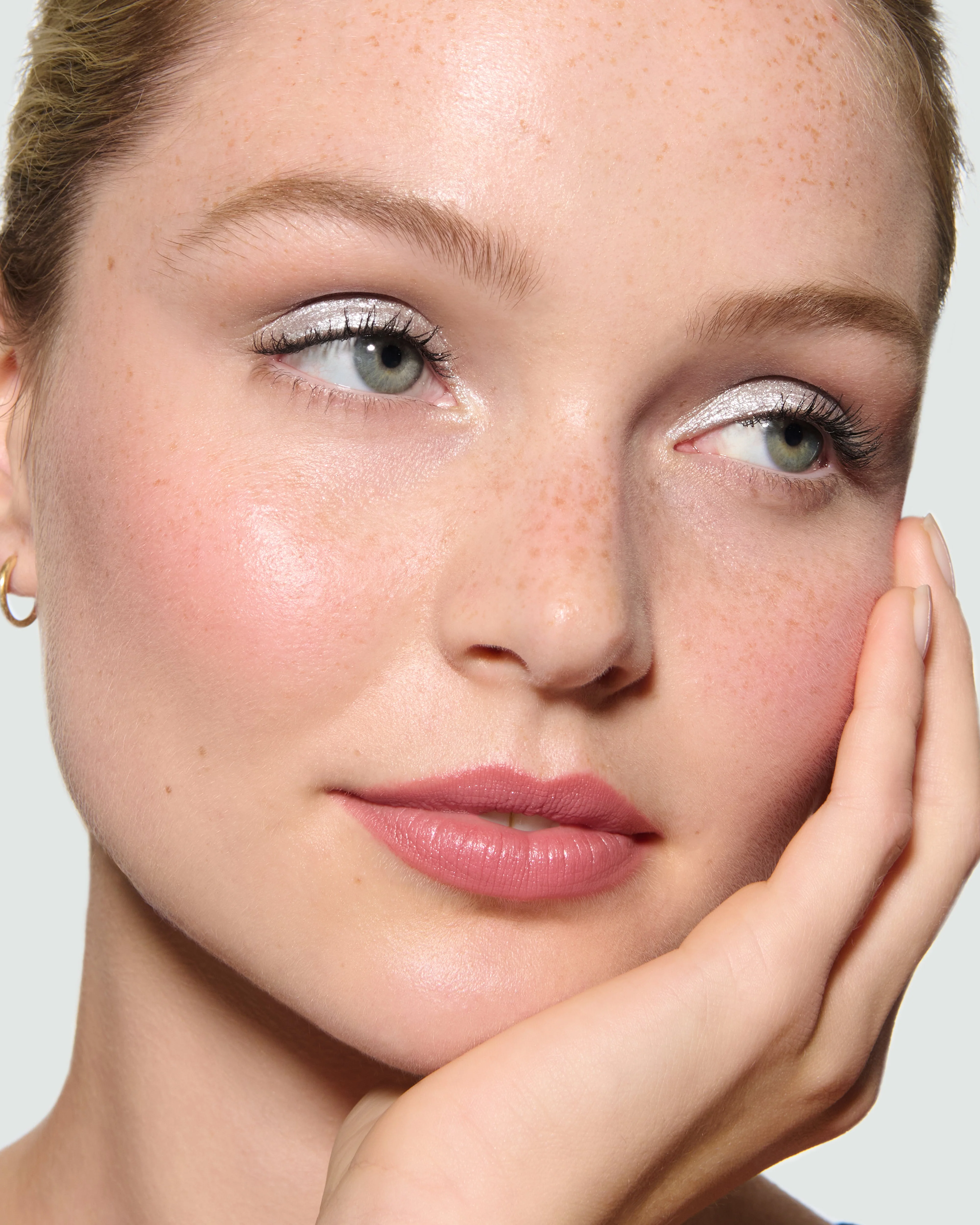 Aria (Liquid Lurex Eyeshadow) - Image 7