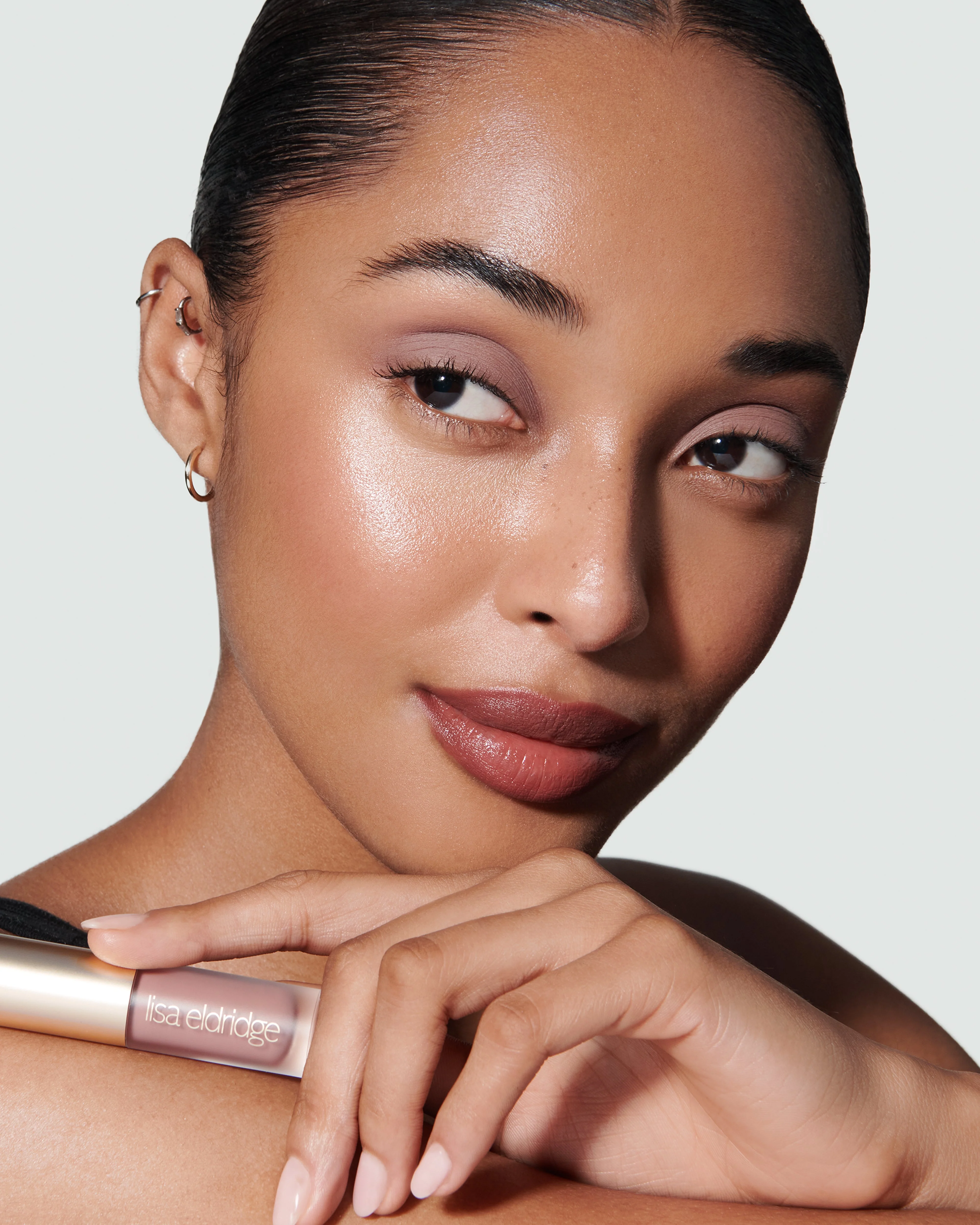 Ione (Liquid Silk Liquid Eyeshadow) - Image 8