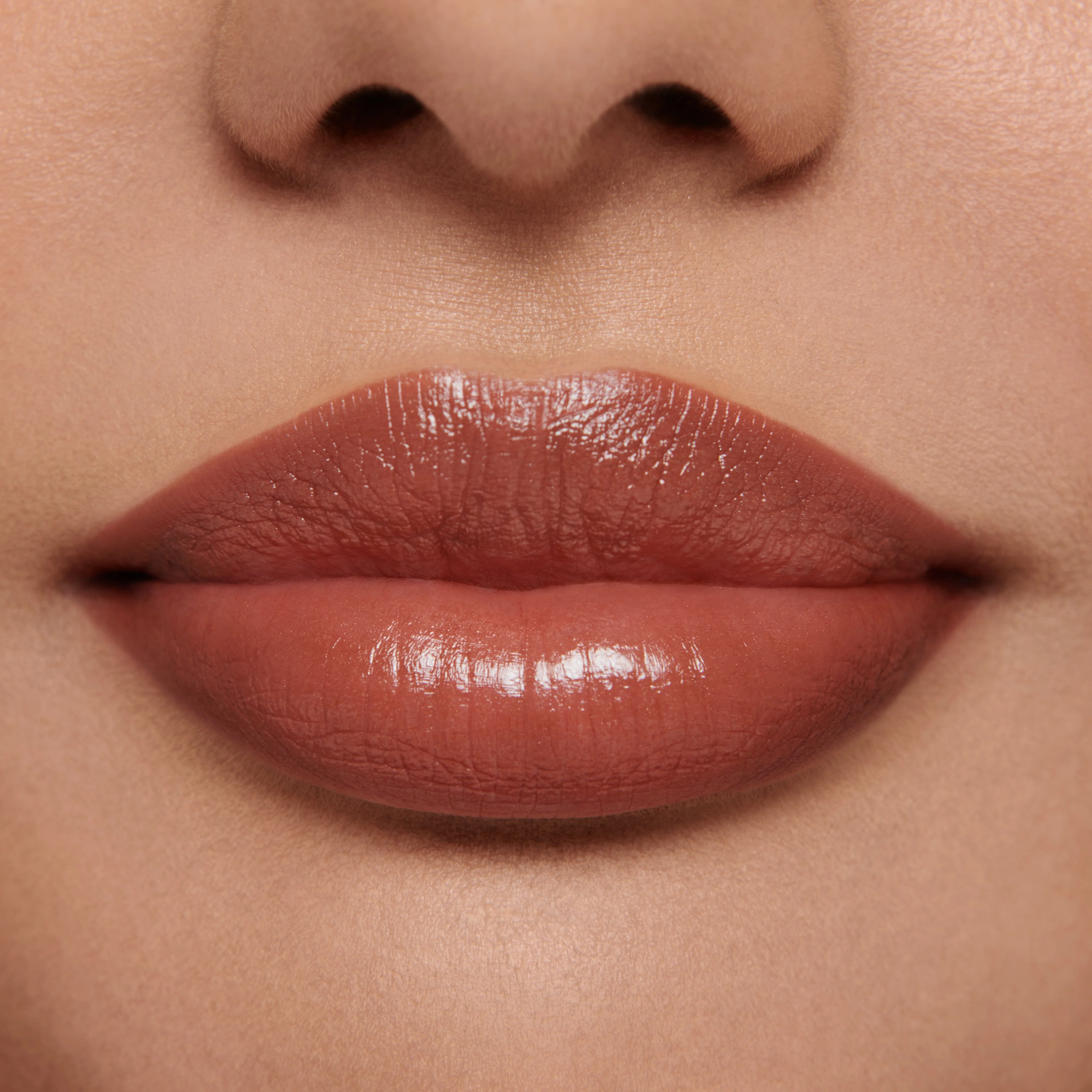 Meet Me In Berlin (Luxuriously Lucent Lip Colour) - Image 14