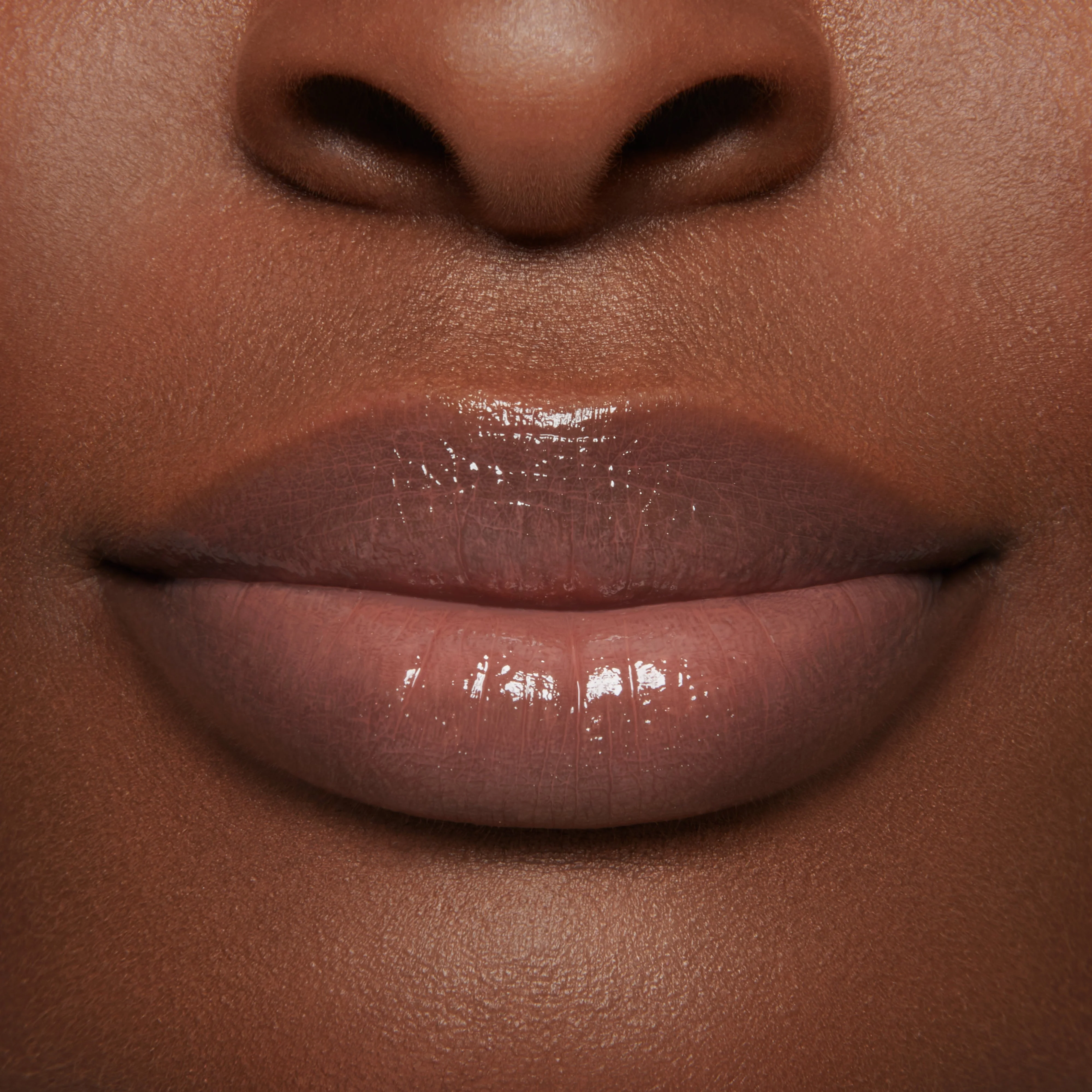 Muse (Gloss Embrace Lip Gloss) - Image 9