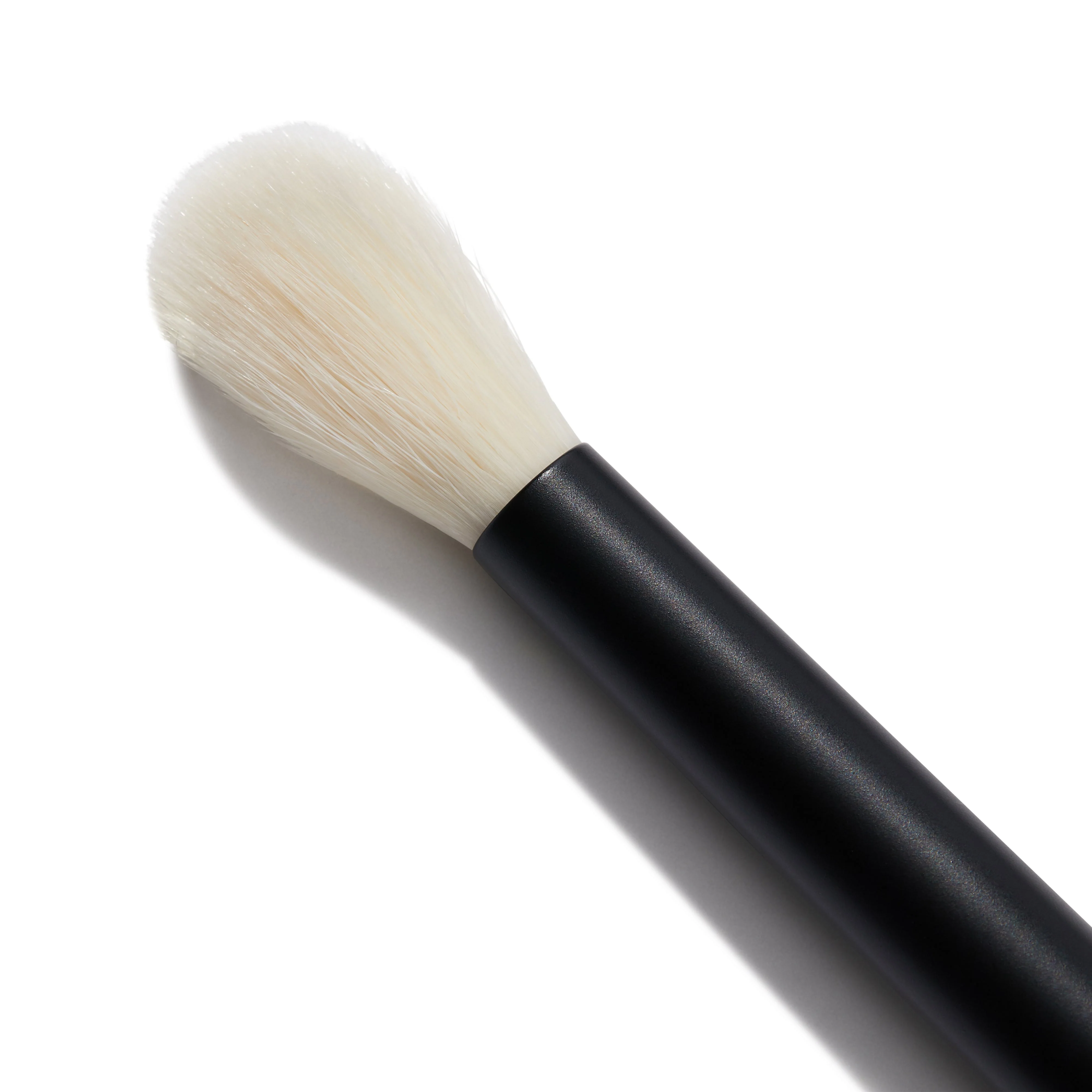 No. 9 Fluffy Blend Eye Brush (Seamless Blend Brush) - Image 5
