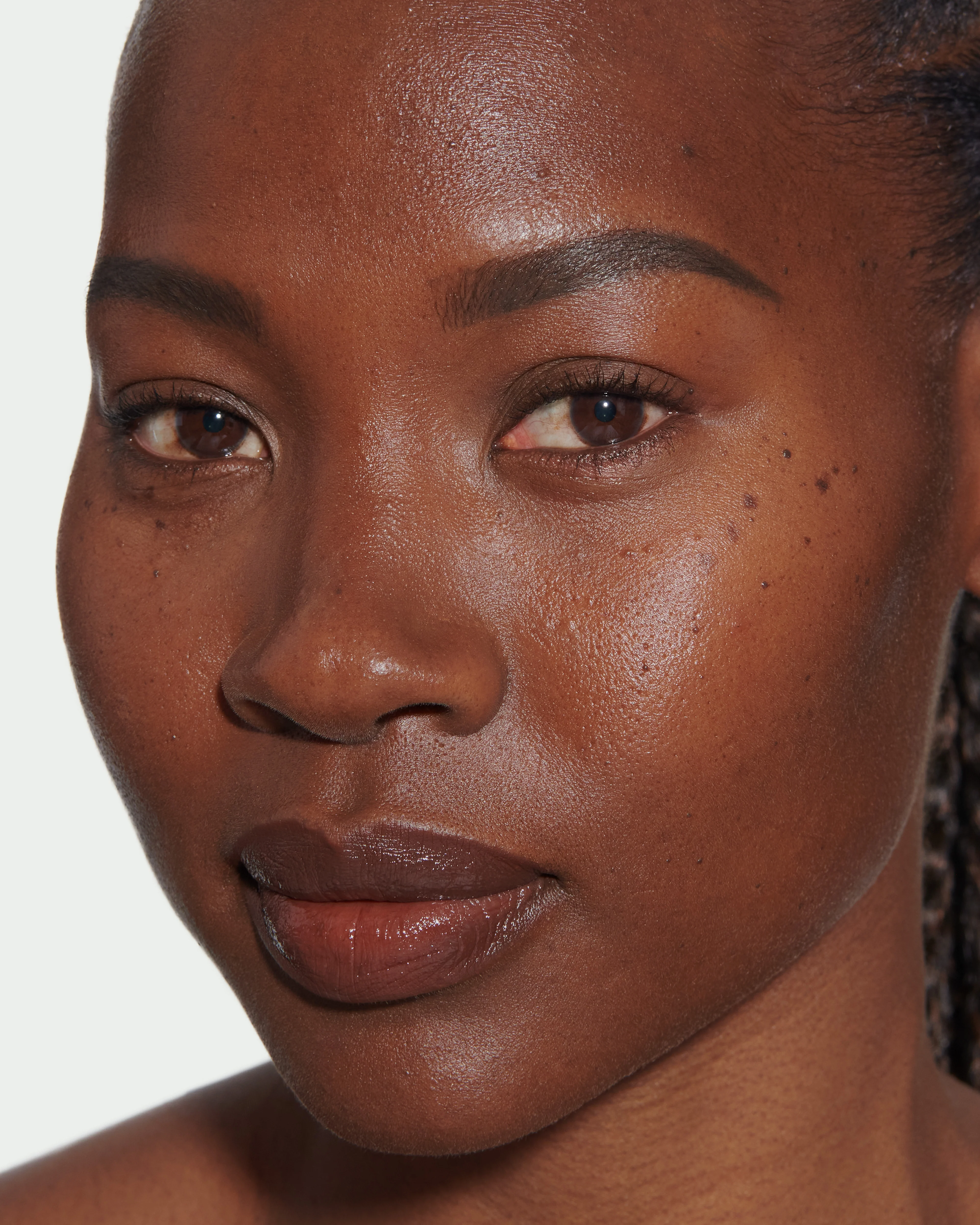 Shade 13 (Pinpoint® Concealer Micro Correcting Pencil) - Image 3