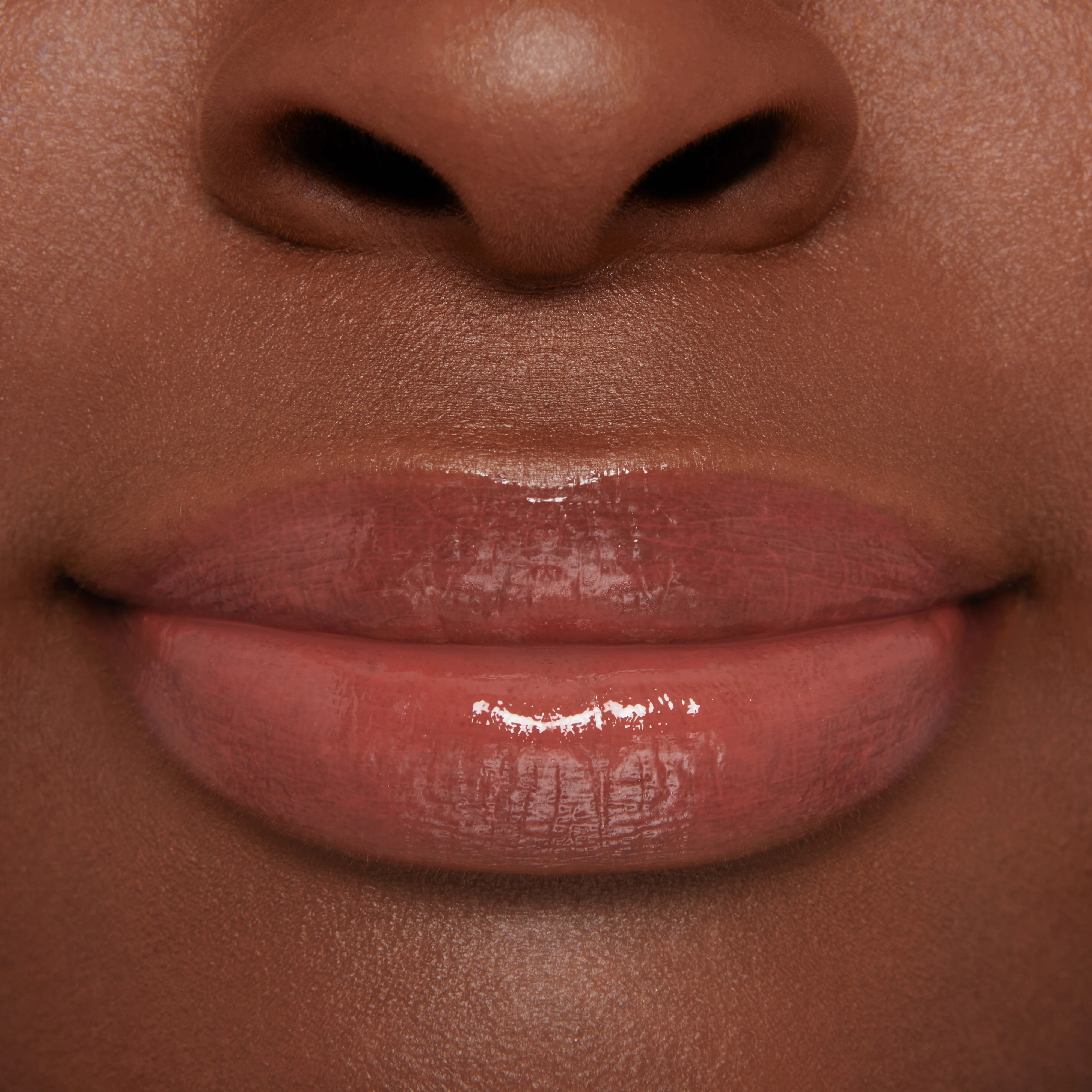 Rain (Gloss Embrace Lip Gloss) - Image 4