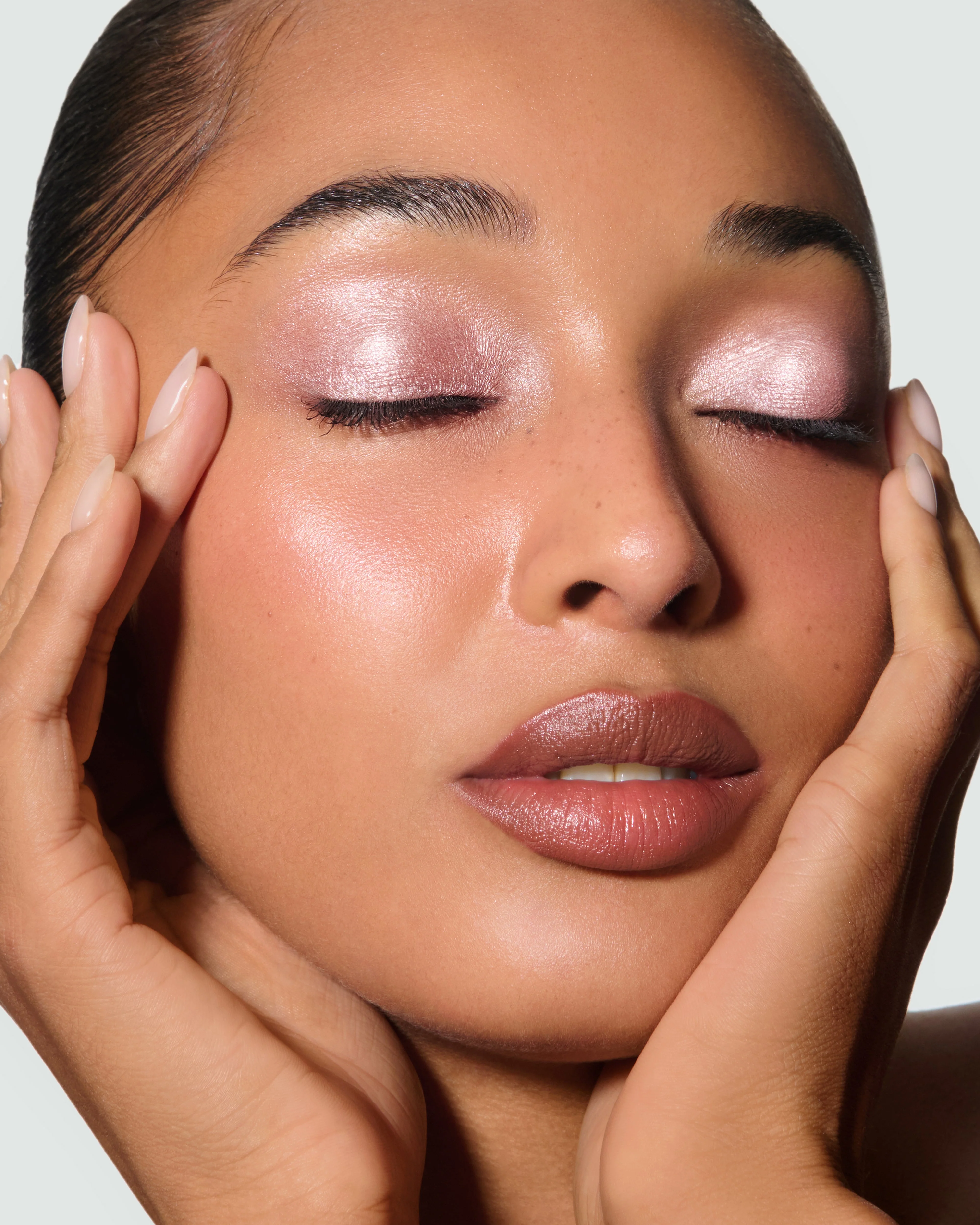 Rosalie (Liquid Lurex Eyeshadow) - Image 5