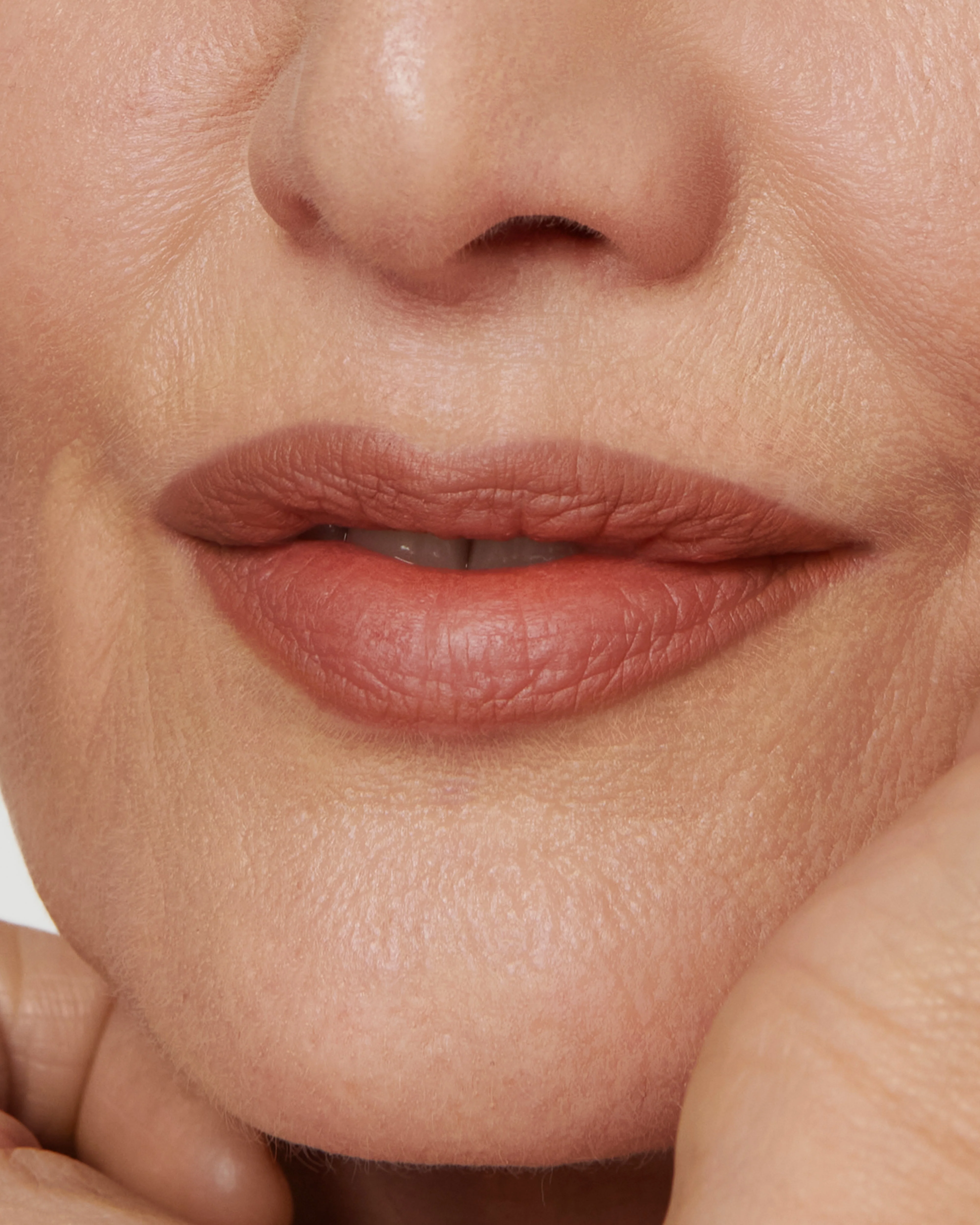 0N Greige (Sculpt and Shade Lip Pencil) - Image 7