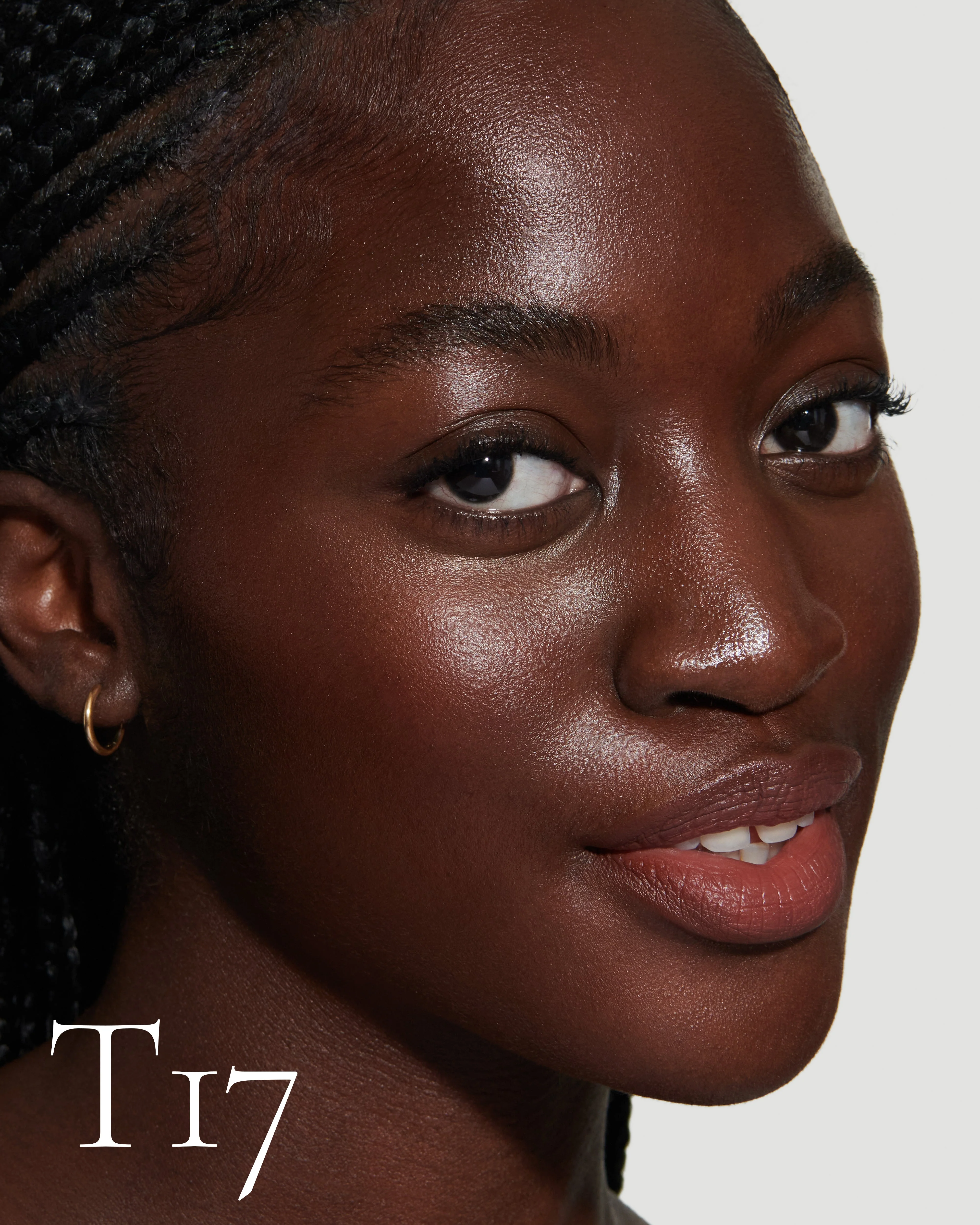 T17 (Seamless Skin Enhancing Tint) - Image 5