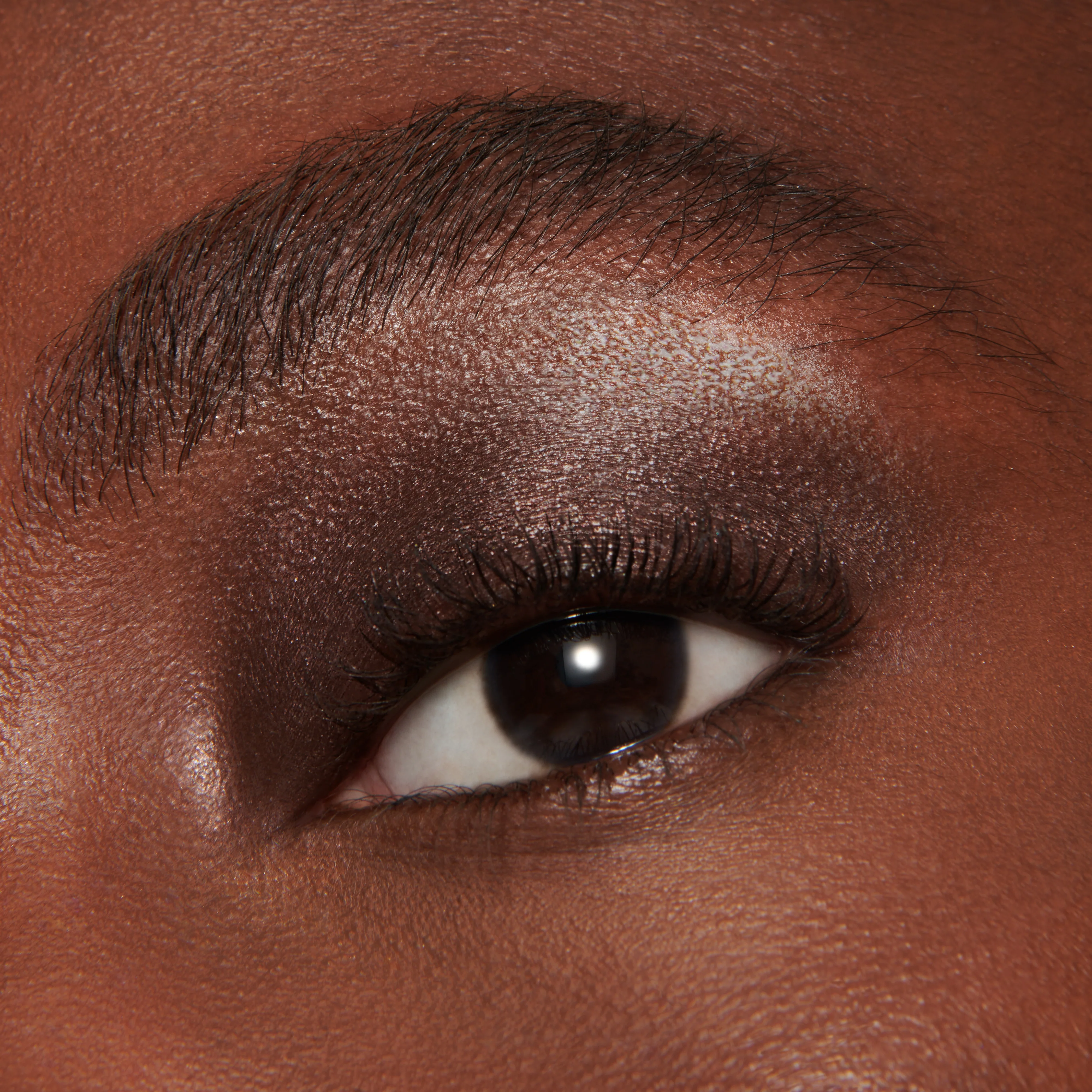 Zora (Liquid Lurex Eyeshadow) - Image 9
